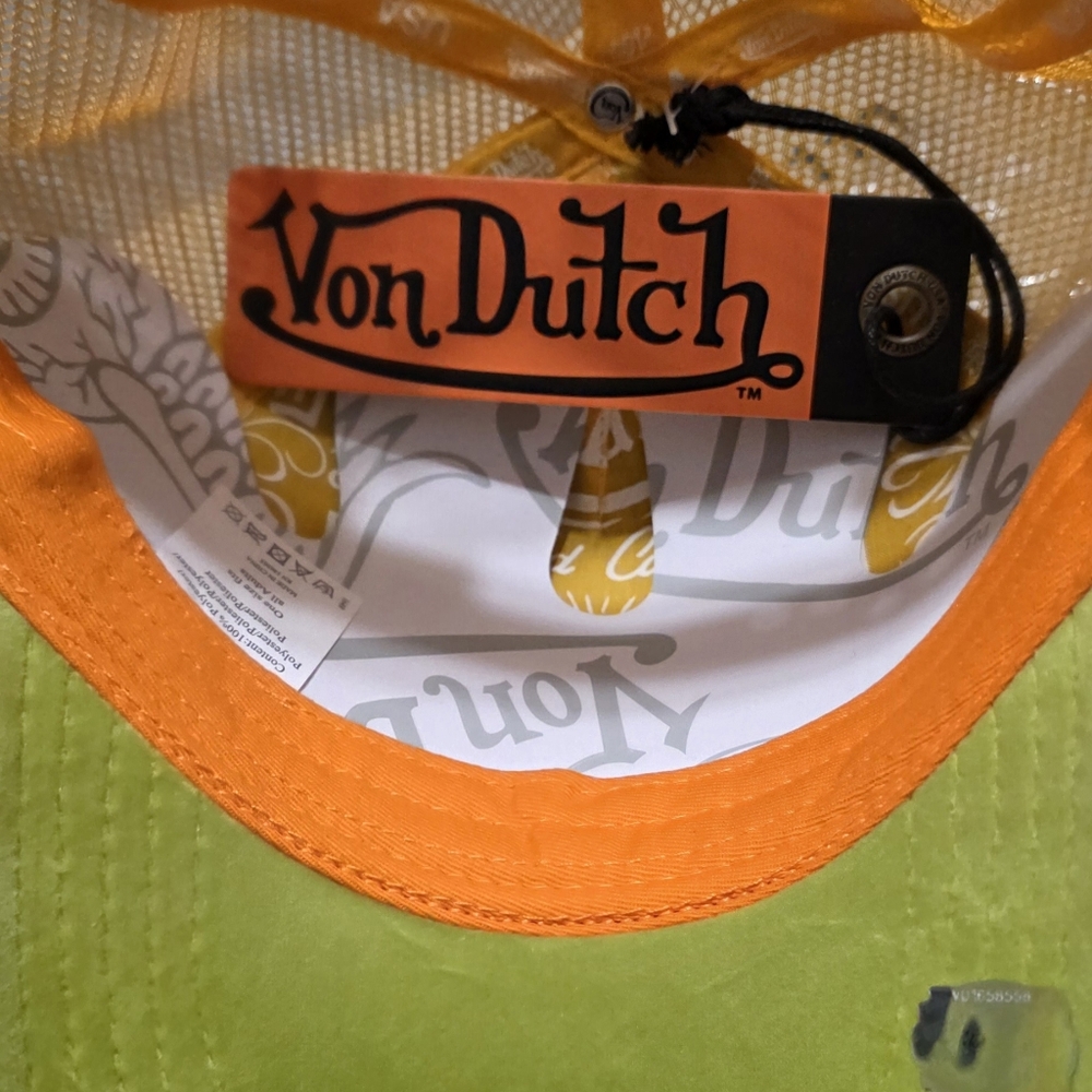 Von Dutch Sherbert Crush Velvet Trucker Hat Snapback - Picture 3 of 5